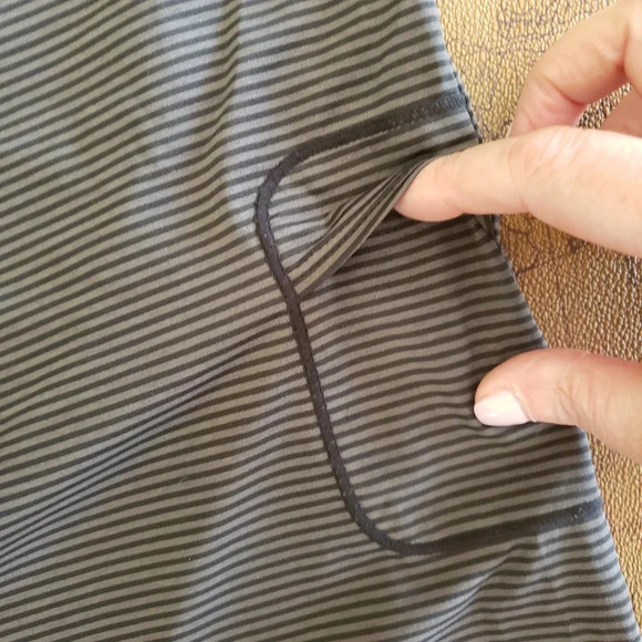 MERRELL, Size Small, hiking long tank, Khaki  stripes with black - Picture 7 of 8